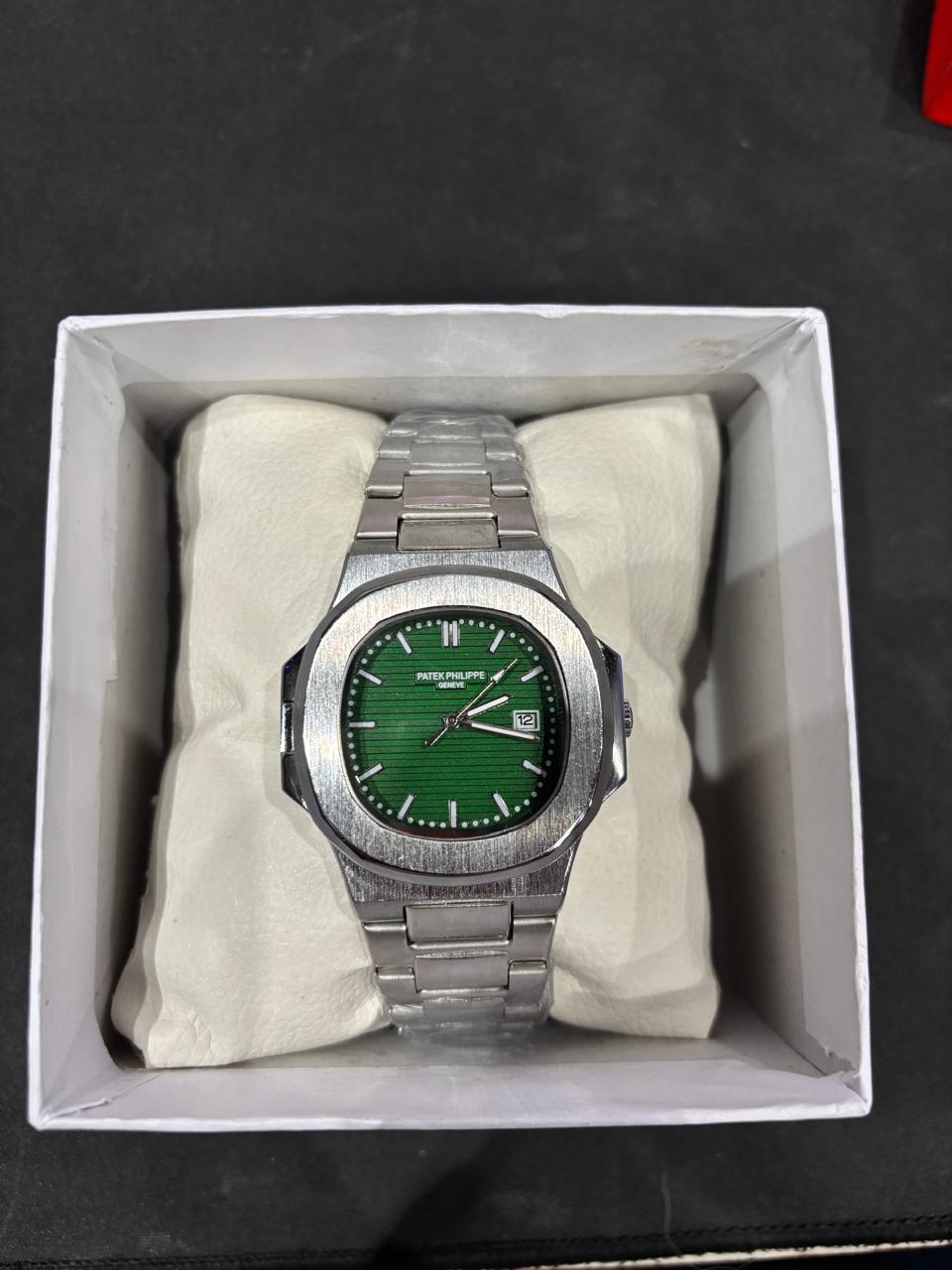 Patek Philippe Geneve Nautilus Green Dial Men