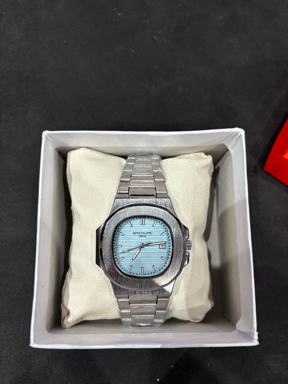 Patek Philippe Geneve Nautilus light Blue Dial Men